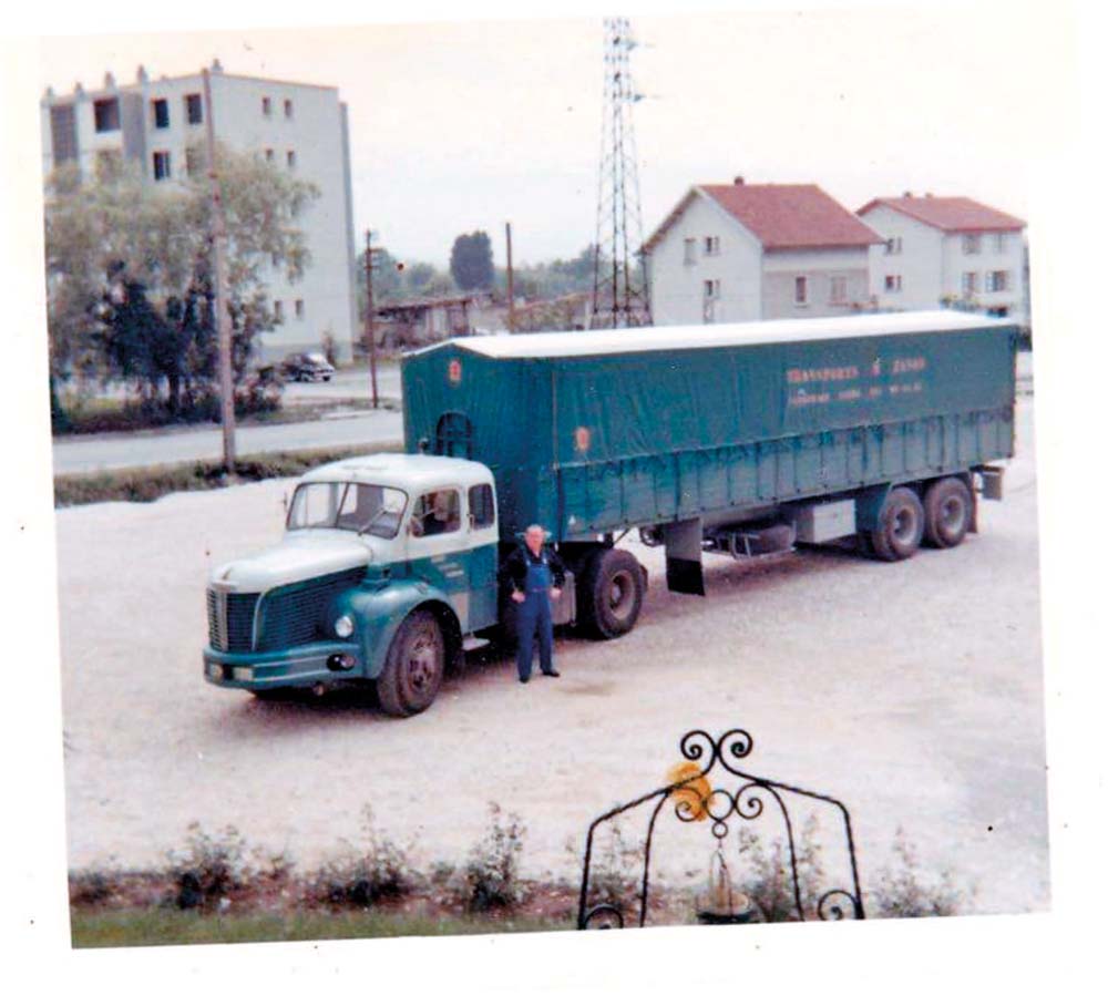 Lot De 4 Camions Tracteurs Routiers Européens - Échelle 1/87 - Divers